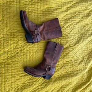 Frye boots size 8 - great condition, gorgeous patina